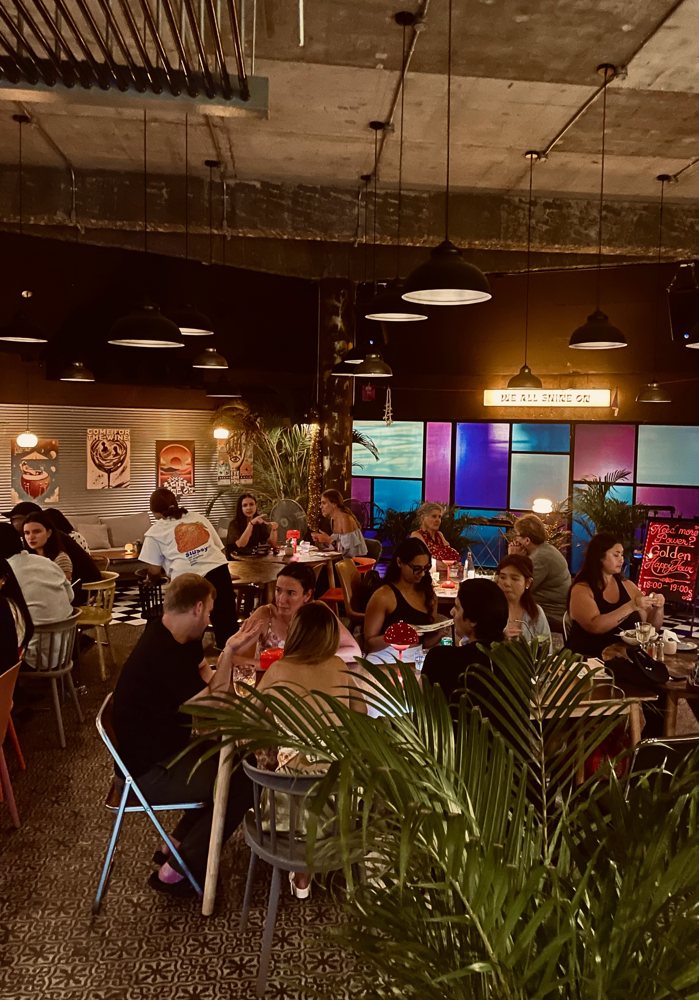 The evening atmosphere at Shine On restaurant, Chiang Mai